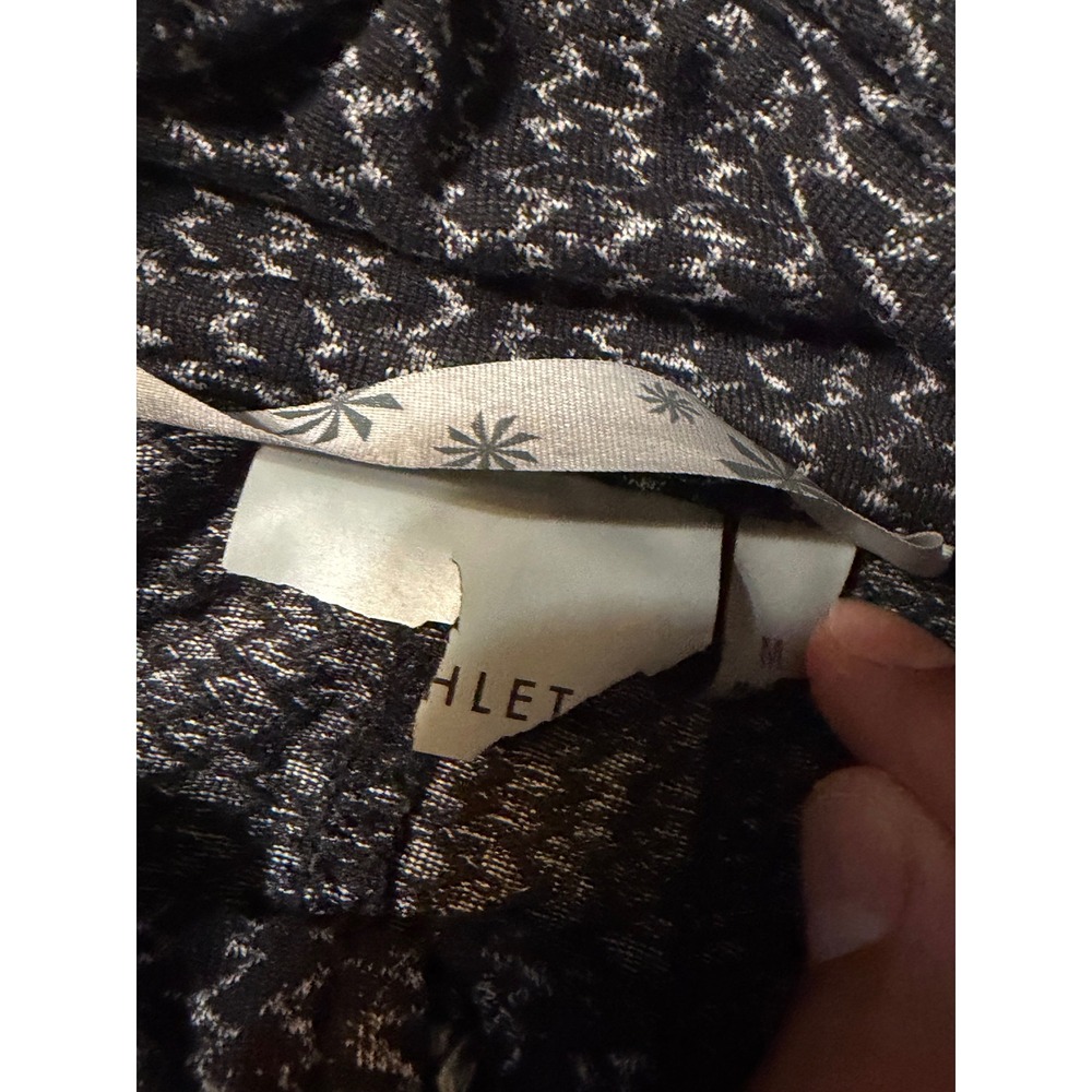 Athleta Heartbeat Jacket Womens Medium Black White Chevron Full Zip - Picture 5 of 10